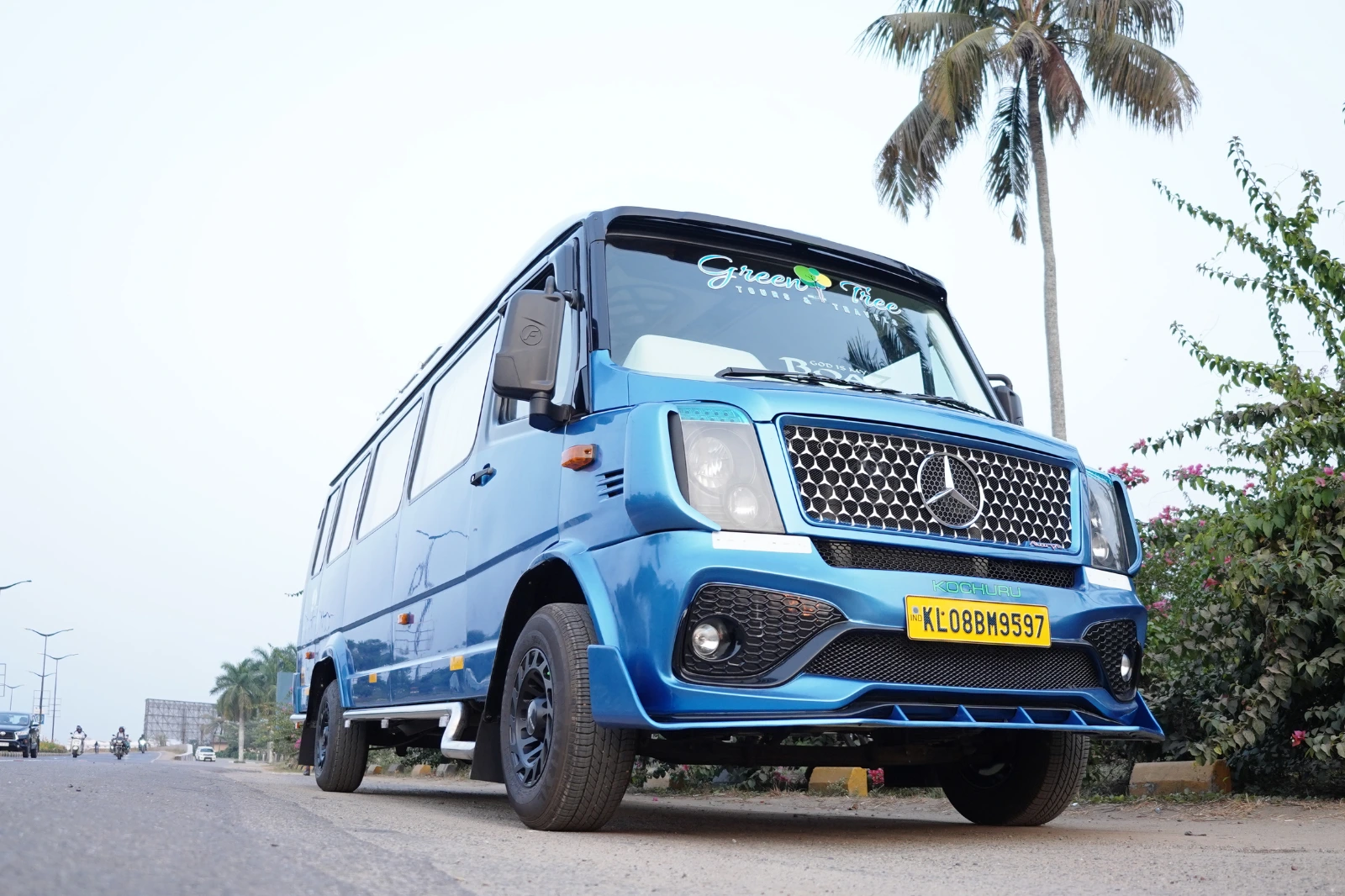 Similar vehicle